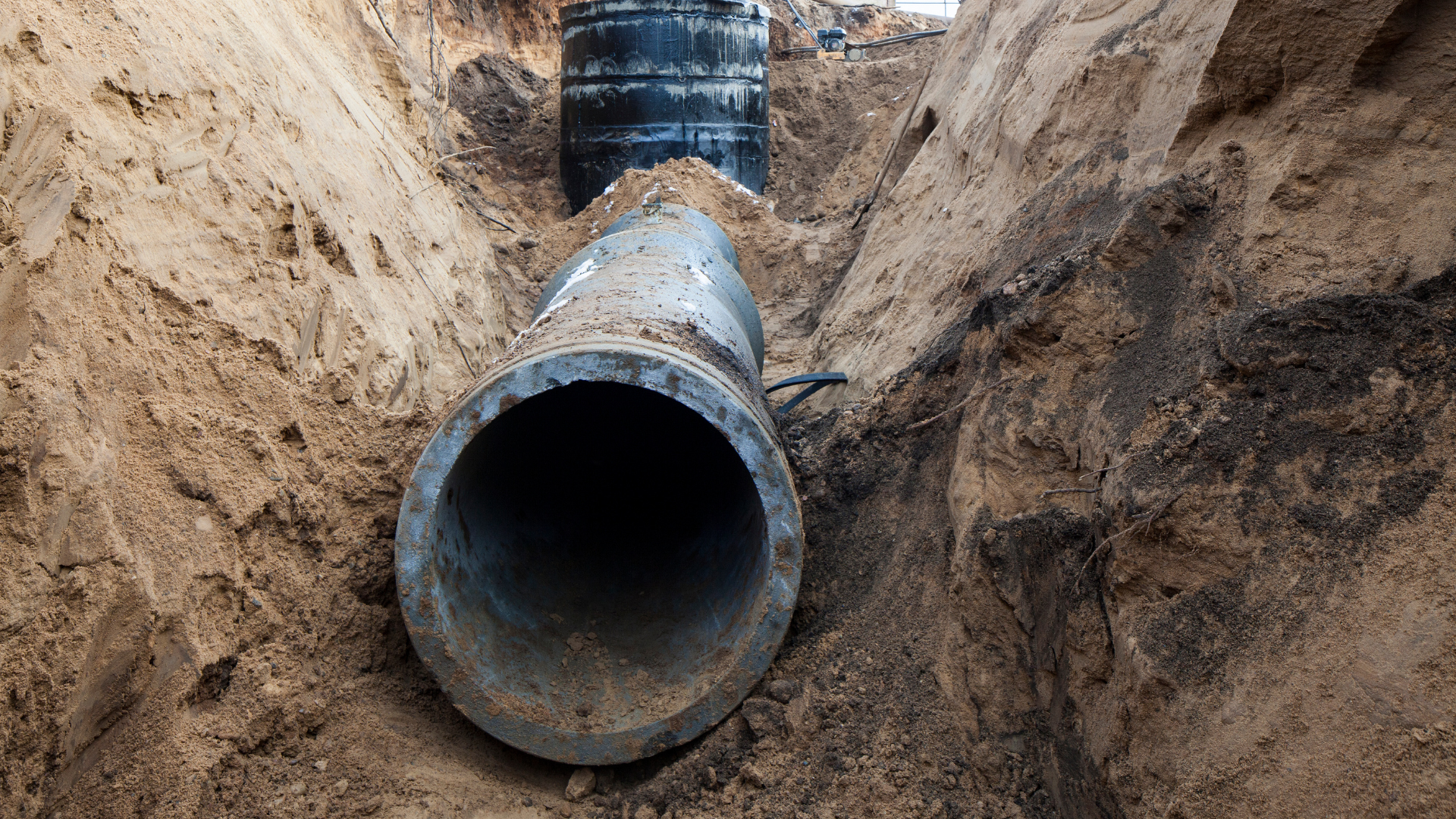 5 Signs You May Need Trenchless Sewer Lining - Cornel's Plumbing